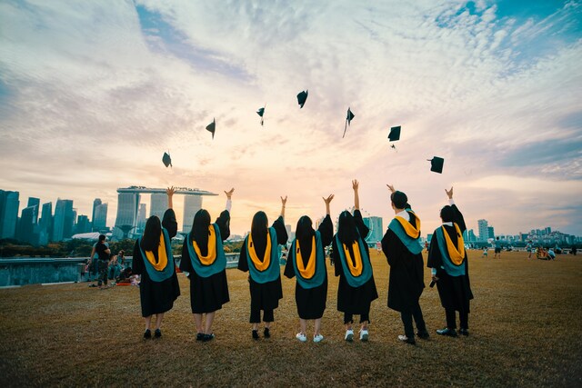Rallee community coordination for celebrations — graduation, wedding, military homecoming
