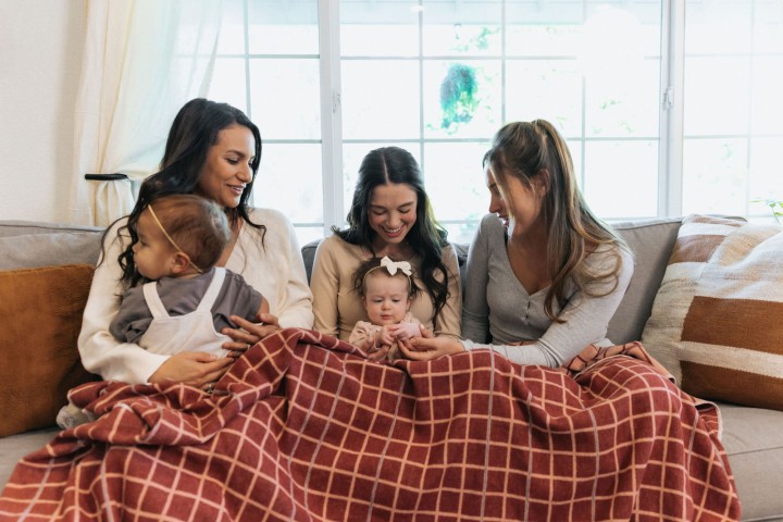 Rallee free meal train for a new baby — coordinate meals, visits, and gifts for a new family